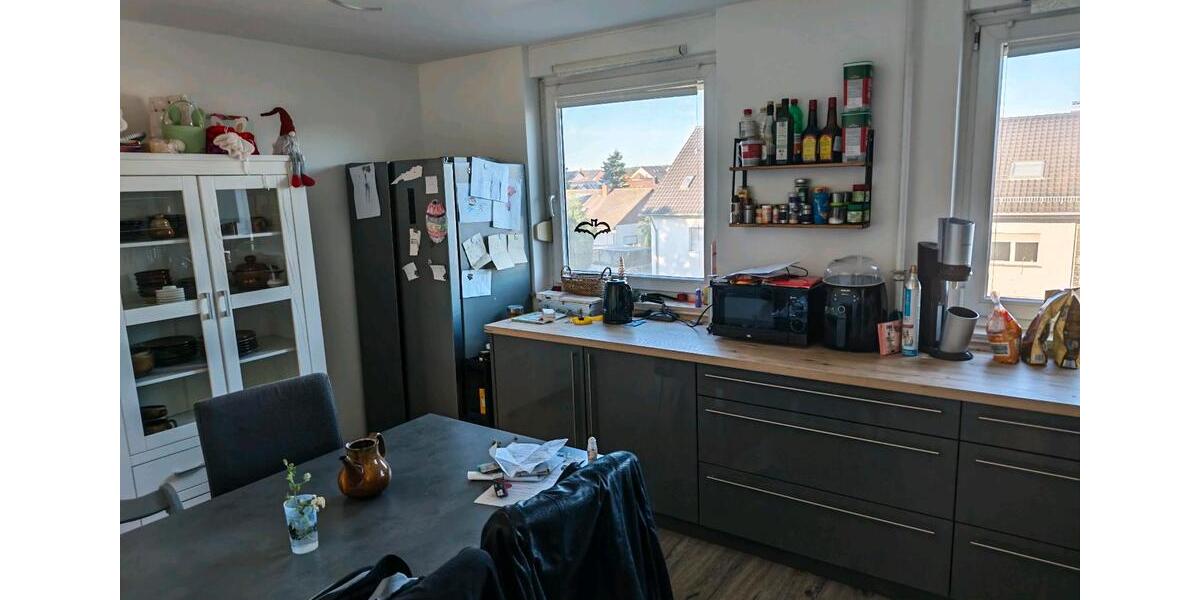 Etagenwohnung Stutensee - 3 Zimmer, 77 m&sup2;, 250.000&euro; | Angebot:27113696