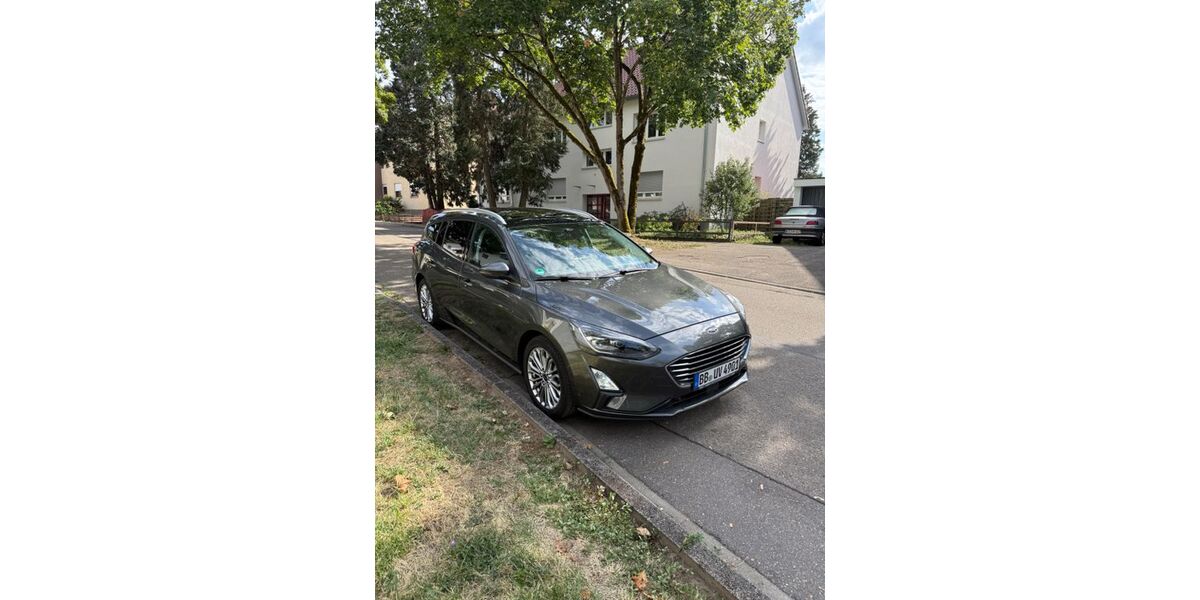 Ford Focus 148.900 km 12.490 &euro; Karlsruhe Wolfartsweier 76228
