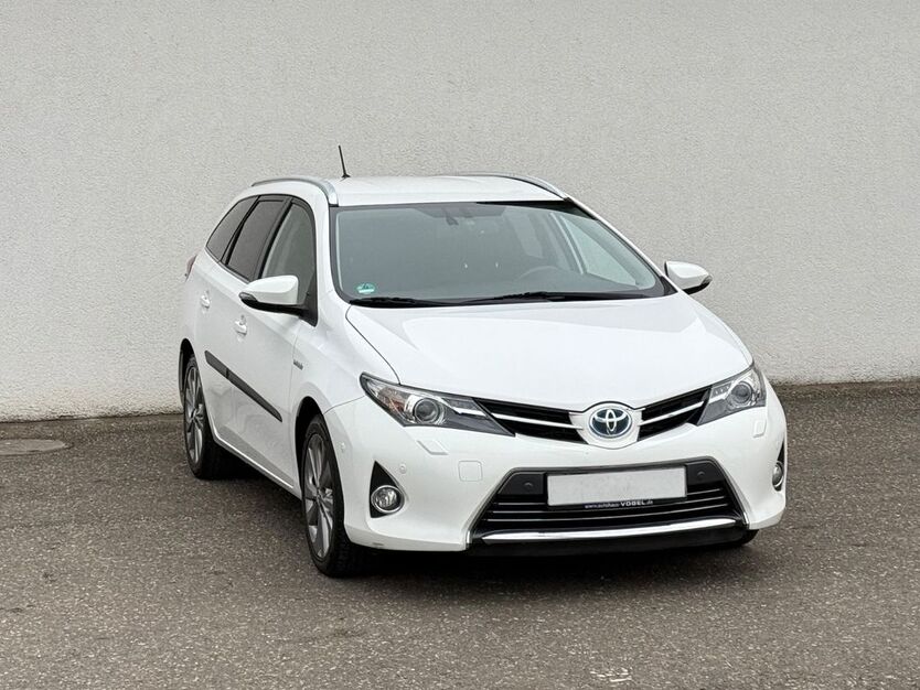 Toyota Auris 190.000 km 8.499 € Kandel 76870