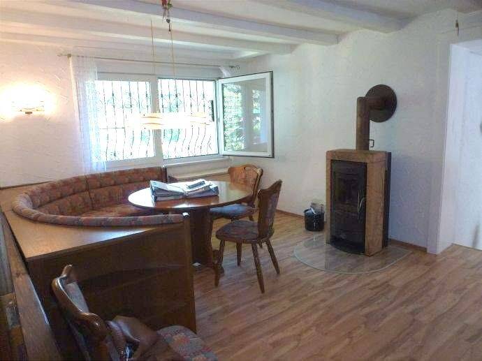 Etagenwohnung Karlsruhe Grünwettersbach - 5 Zimmer, 115 m&sup2;, 1.100&euro; | Angebot:26916853