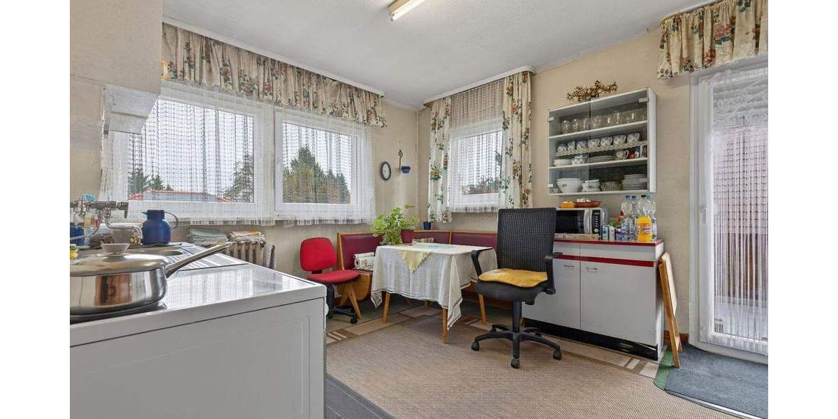 Seltene Gelegenheit: Dreifamilienhaus mit viel Platz und Potenzial in Ettlingen-Spessart 1 zimmer