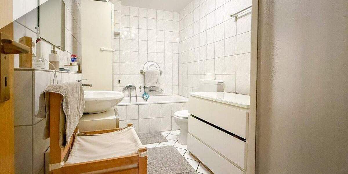 Etagenwohnung Ubstadt-Weiher Ubstadt - 3 Zimmer, 76 m&sup2;, 230.000&euro; | Angebot:25666467