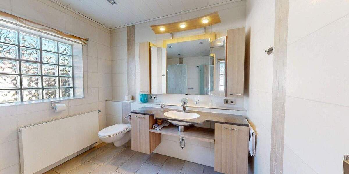 Bungalow Wörth - 5 Zimmer, 131 m&sup2;, 550.000&euro; | Angebot:25802054