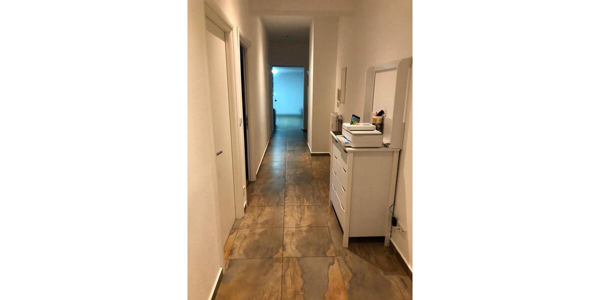 Erdgeschoßwohnung Stutensee - 3 Zimmer, 112 m&sup2;, 1.350&euro; | Angebot:26367605