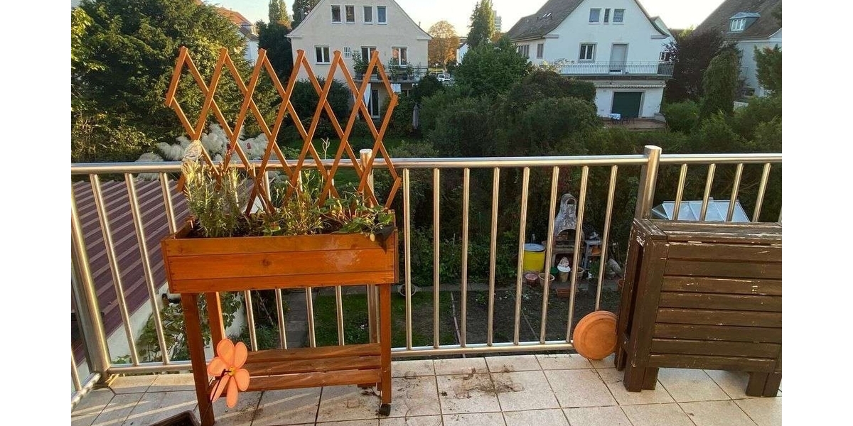 °°° FRISCHRENOVIERTE ALTBAUWOHNUNG MIT GR. SÜDWESTBALKON IN DER WESTSTADT °°° 4 zimmer