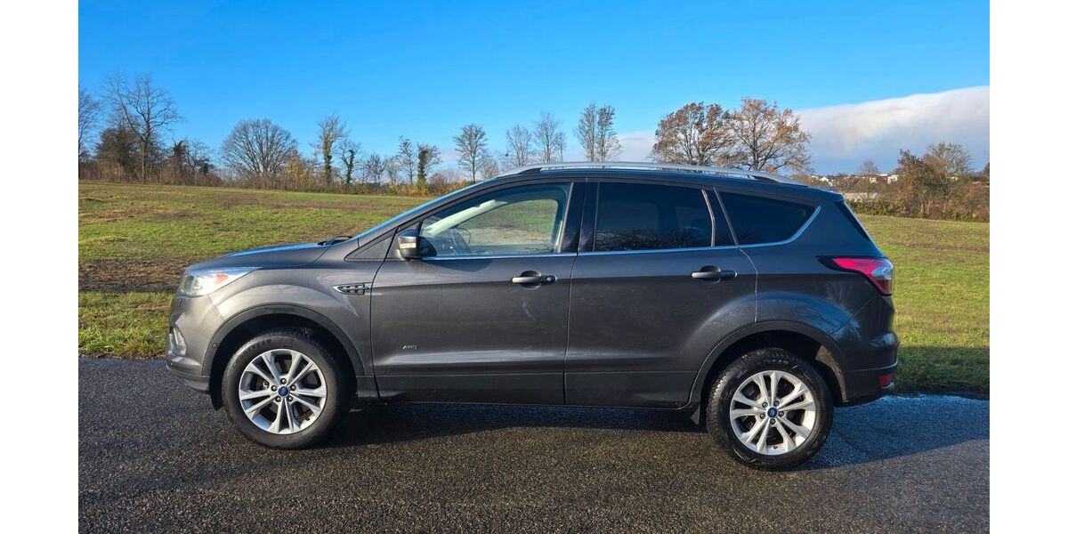 Ford Kuga 82.600 km 14.690 &euro; Bretten 75015
