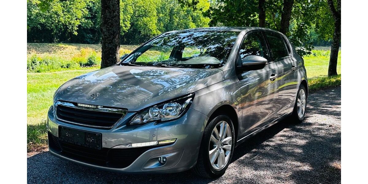 Peugeot 308 130.644 km 5.400 &euro; Gaggenau 76571