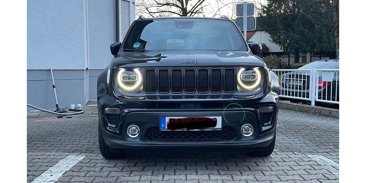 Jeep Renegade 89.230 km 15.899 &euro; Gaggenau 76571