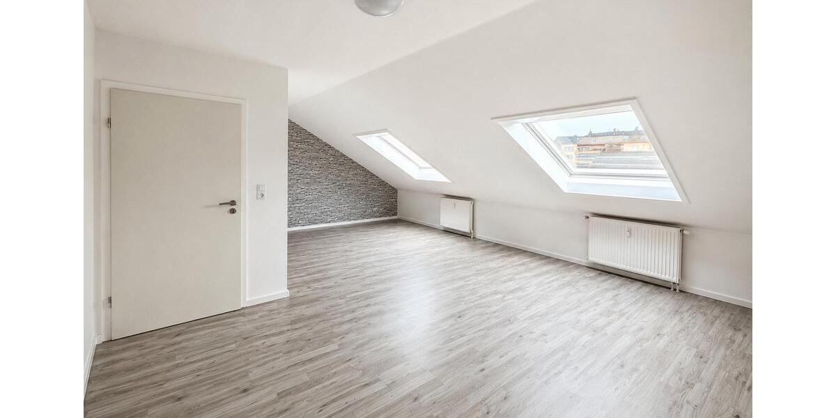 Dachgeschoßwohnung Rastatt - 2 Zimmer, 53 m&sup2;, 175.000&euro; | Angebot:26957498