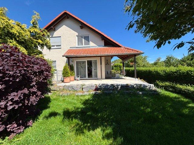 Einfamilienhaus Kieselbronn - 8 Zimmer, 200 m&sup2;, 759.000&euro; | Angebot:27120371