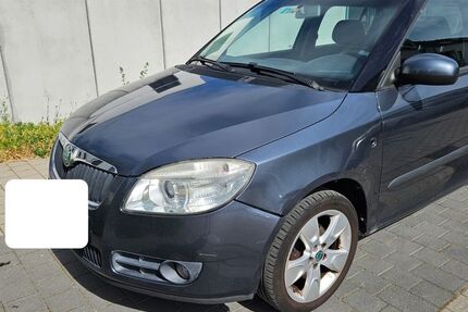 Skoda Fabia 213.000 km 1.300 &euro; Karlsruhe 76187