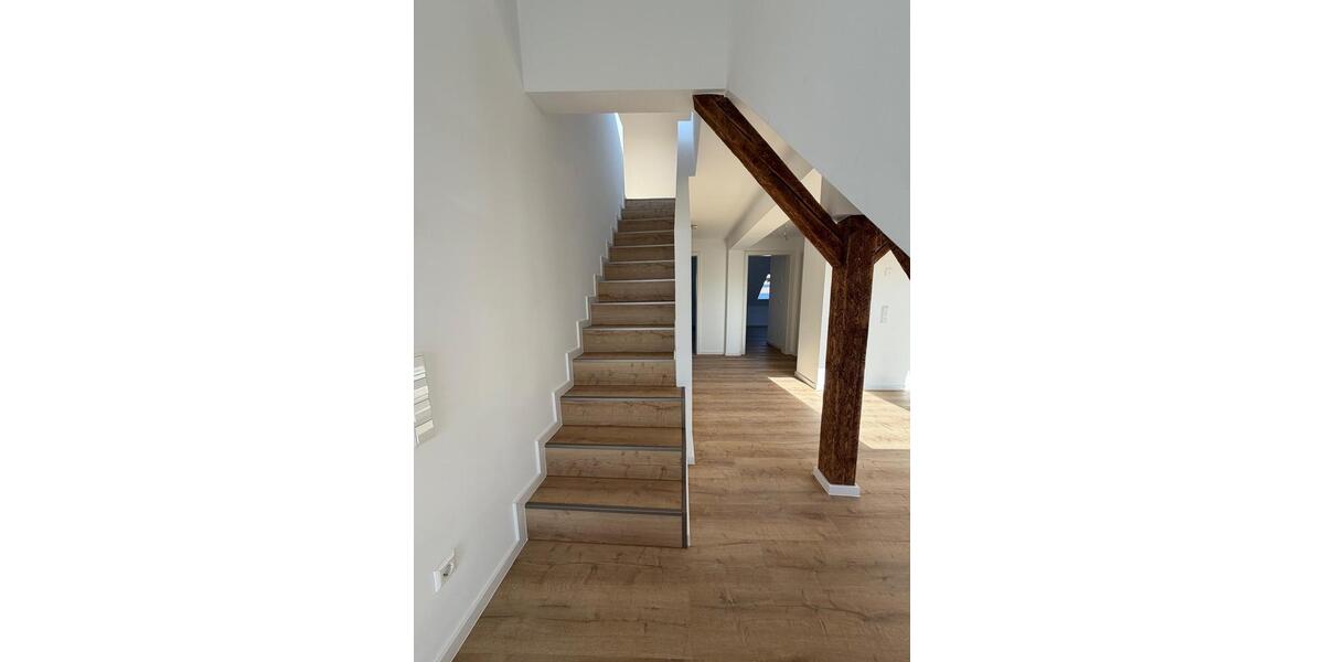 Maisonettenwohnung Bruchsal - 4 Zimmer, 103 m&sup2;, 1.300&euro; | Angebot:26548677