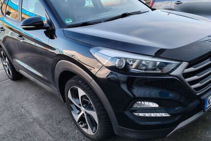 Hyundai TUCSON 80.000 km 17.700 &euro; Karlsruhe 76227