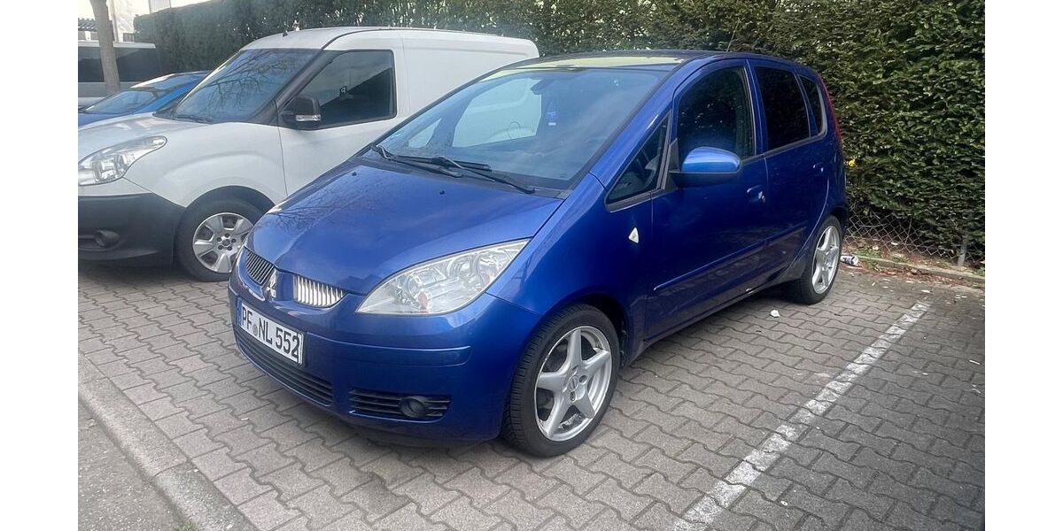 Mitsubishi Colt 178.200 km 1.590 &euro; Pforzheim 75179