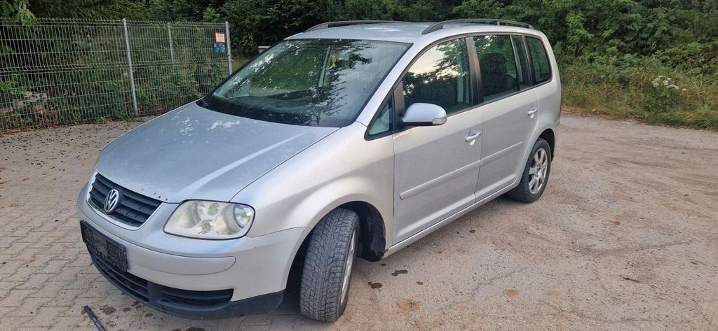 VW Touran 257.678 km 2.500 € Ubstadt-Weiher - OT Weiher 76698