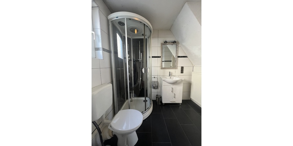 Gemütliches EFH mit kleinem Innenhof und Stellplatz – perfekt für 1–2 Personen in Rülzheim - Einfamilienhaus Rülzheim | Angebot:26249504
