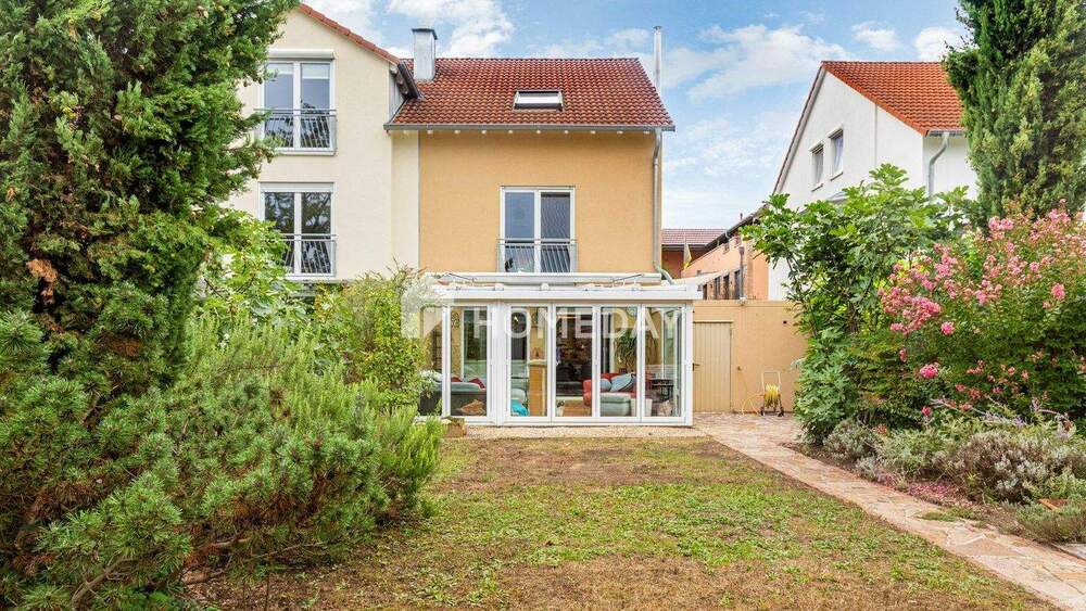 Hier beginnt Ihr neues Kapitel: gepflegtes RH mit Wintergarten, Kamin und Gartenidylle 5 zimmer