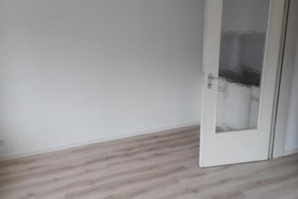 2-Zimmerwohnung mit Gartenzugang ( oder 2 WG-Zimmer) 2 zimmer