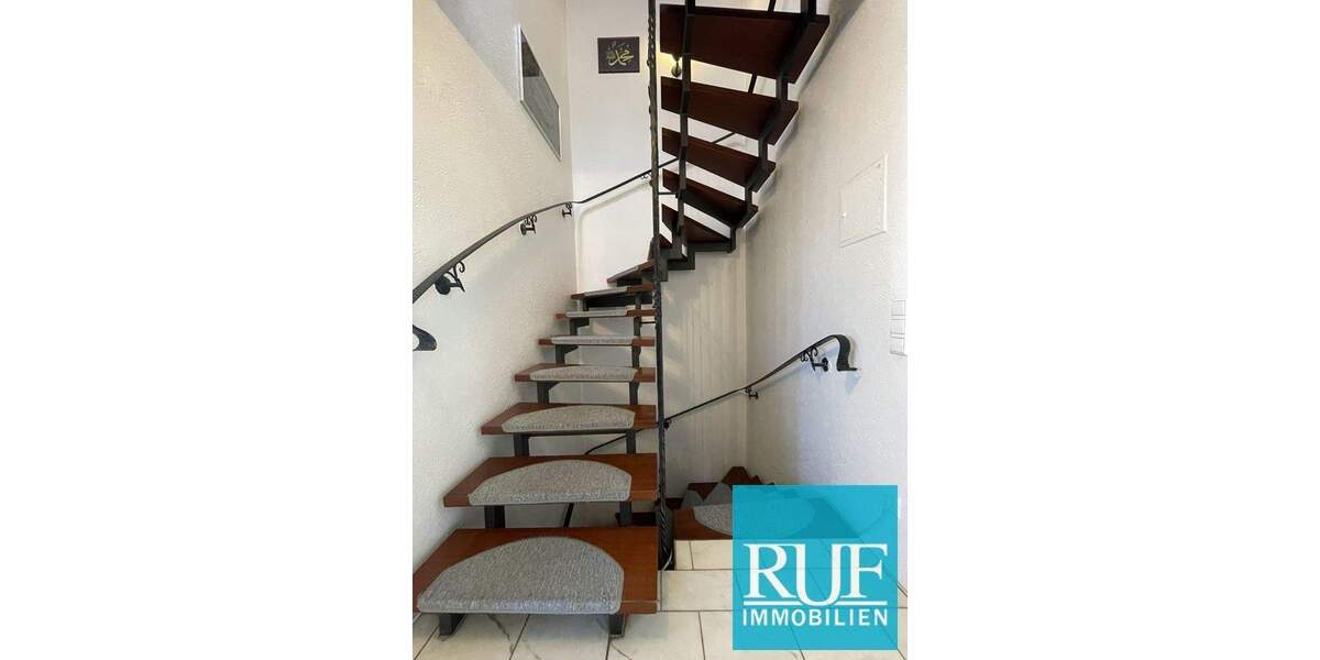 Reihenmittelhaus Pforzheim Eutingen - 4 Zimmer, 110 m&sup2;, 380.000&euro; | Angebot:24915956