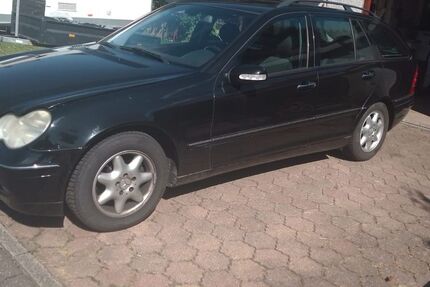 Mercedes-Benz C 180 218.855 km 1.900 € Keltern 75210