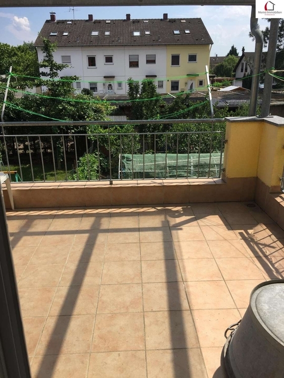 °°° GERÄUMIGE DOPPELHAUSHÄLFTE MIT EINBAUKÜCHE; TERRASSE UND KLEINEM GARTEN IN STUTENSEE °°° 6 zimmer