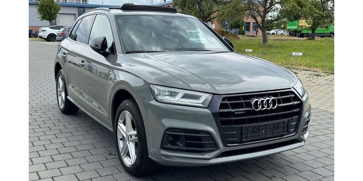 Audi Q5 182.000 km 27.200 &euro; Karlsruhe 76187