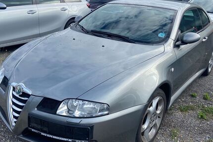 Alfa Romeo GT 149.990 km 699 € Bretten 75015