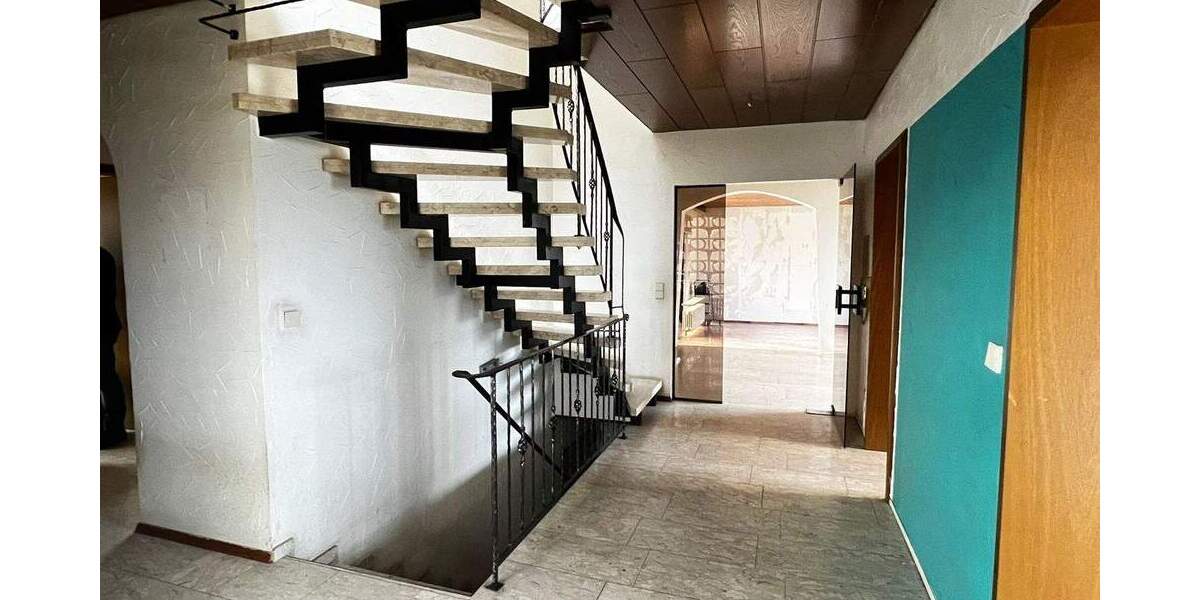 Mehrfamilienhaus, Wohnhaus Remchingen- Nöttingen Nöttingen - 7 Zimmer, 185 m&sup2;, 449.000&euro; | Angebot:25708092