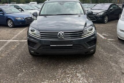 VW Touareg 210.000 km 12.900 &euro; Karlsruhe 76137