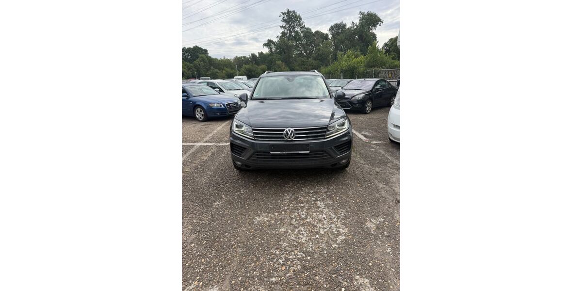 VW Touareg 210.000 km 12.900 &euro; Karlsruhe 76137