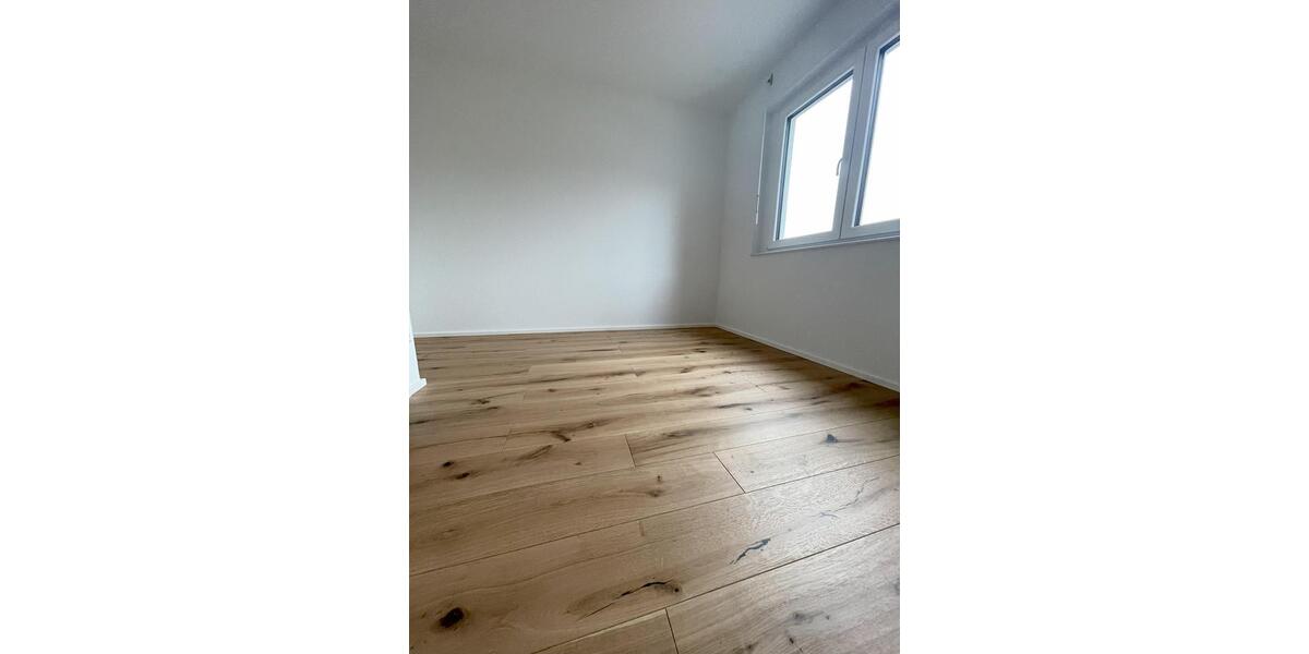 Etagenwohnung Bretten - 3 Zimmer, 76 m&sup2;, 1.169&euro; | Angebot:25570118
