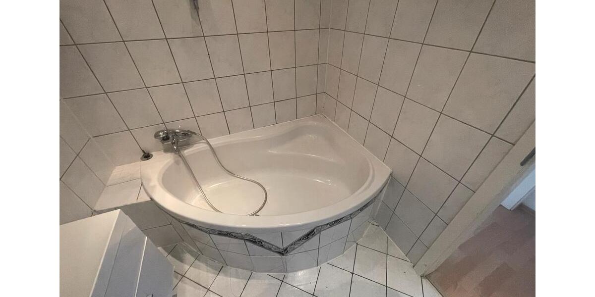 Etagenwohnung Wörth am Rhein - 3 Zimmer, 80 m&sup2;, 1.190&euro; | Angebot:26321142