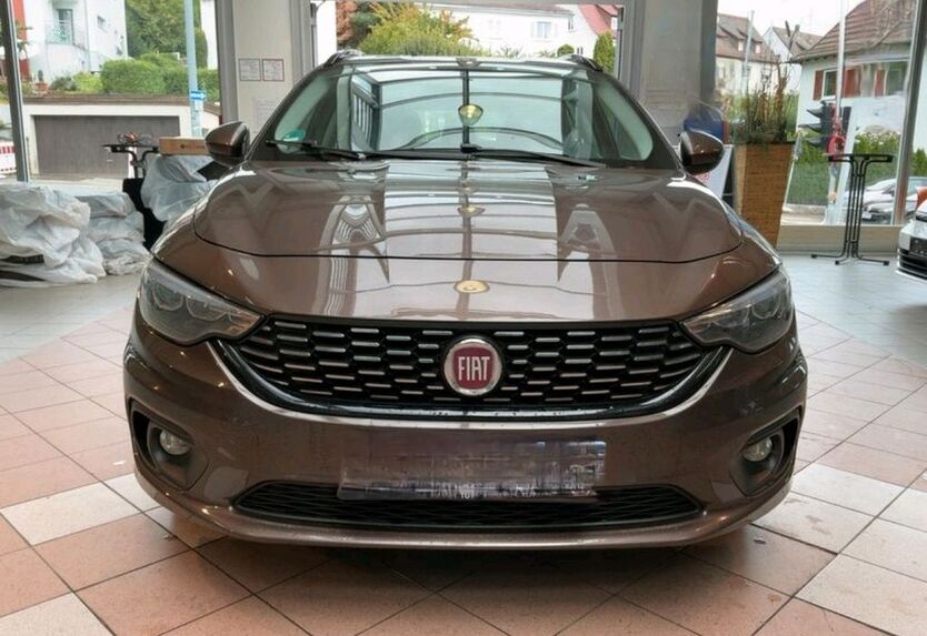 Fiat Tipo 13.000 km 11.990 € Baden-Württemberg - Leingarten 74211
