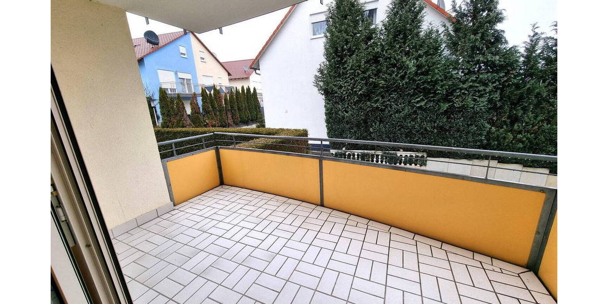 Etagenwohnung Bretten - 3 Zimmer, 83 m&sup2;, 980&euro; | Angebot:26716064