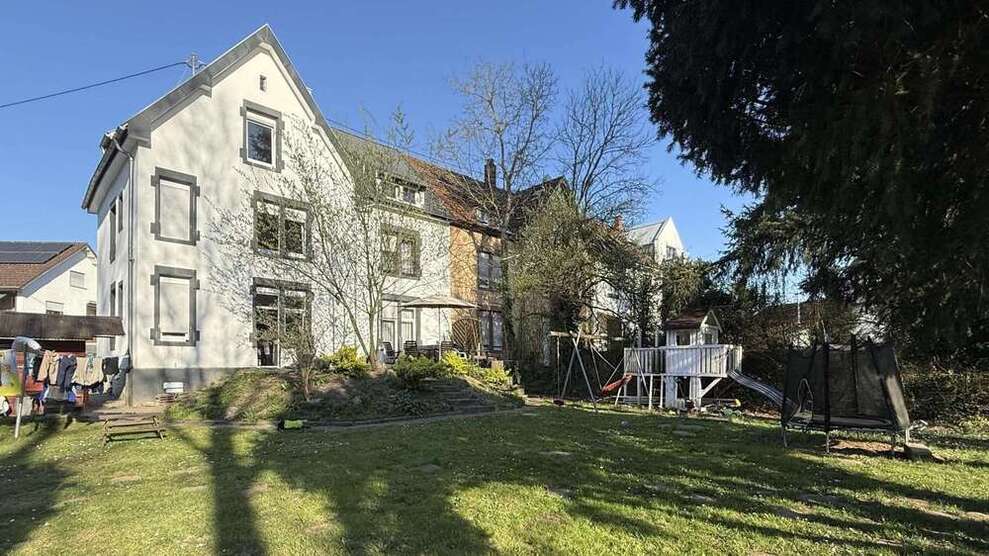 Haus zum Kaufen in Gaggenau 495.000 € 239.73 m²