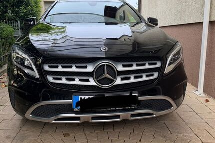 Mercedes-Benz GLA 250 72.500 km 19.300 &euro; Weingarten 76356