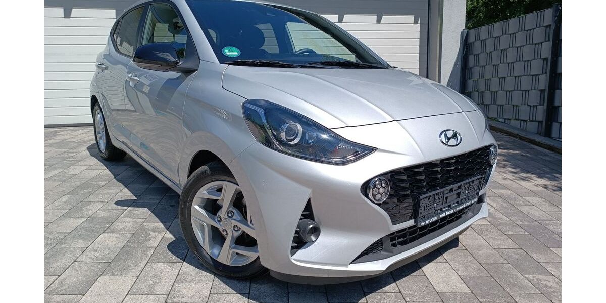 Hyundai i10 21.566 km 13.697 &euro; Birkenfeld 75217