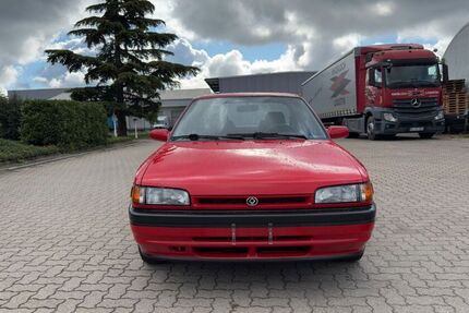 Mazda 323
