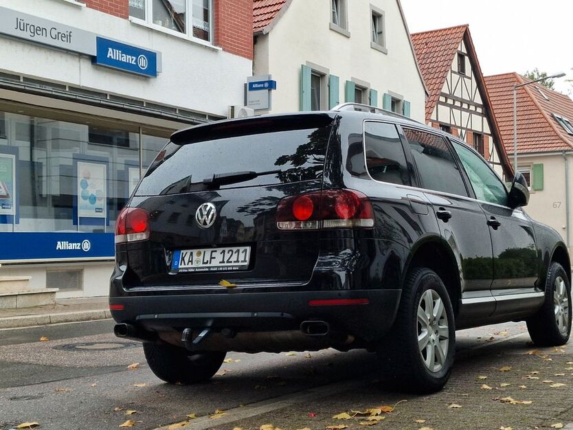 VW Touareg 306.000 km 9.990 € Bruchsal 76646