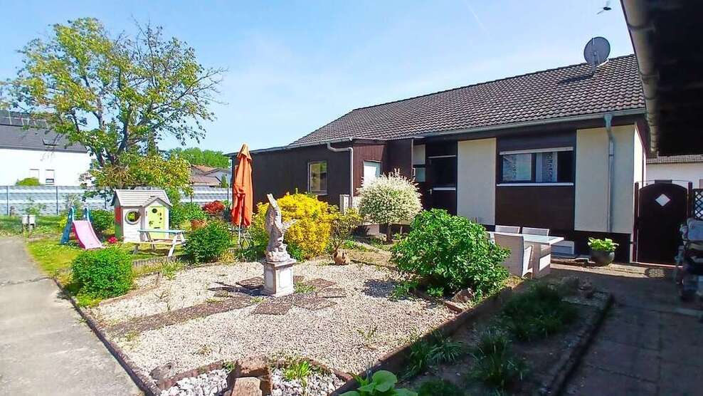 Haus zum Kaufen in Hördt 460.000 € 108 m²