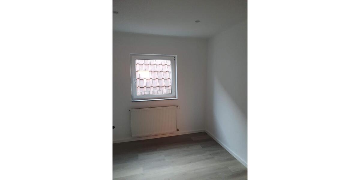 Doppelhaushälfte Bretten - 5 Zimmer, 110 m&sup2;, 1.350&euro; | Angebot:26581929