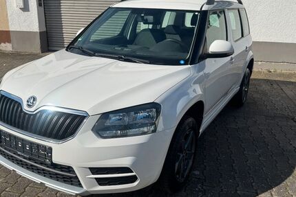 Skoda Yeti 122.600 km 9.790 &euro; Karlsdorf 76689
