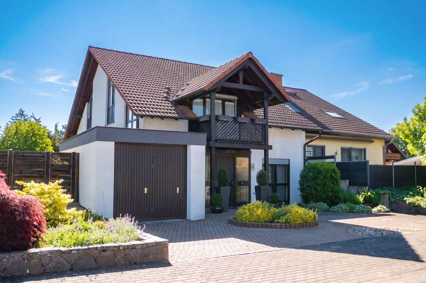 Einfamilienhaus Karlsdorf-Neuthard / Karlsdorf Karlsdorf - 7 Zimmer, 175 m&sup2;, 520.000&euro; | Angebot:26846651