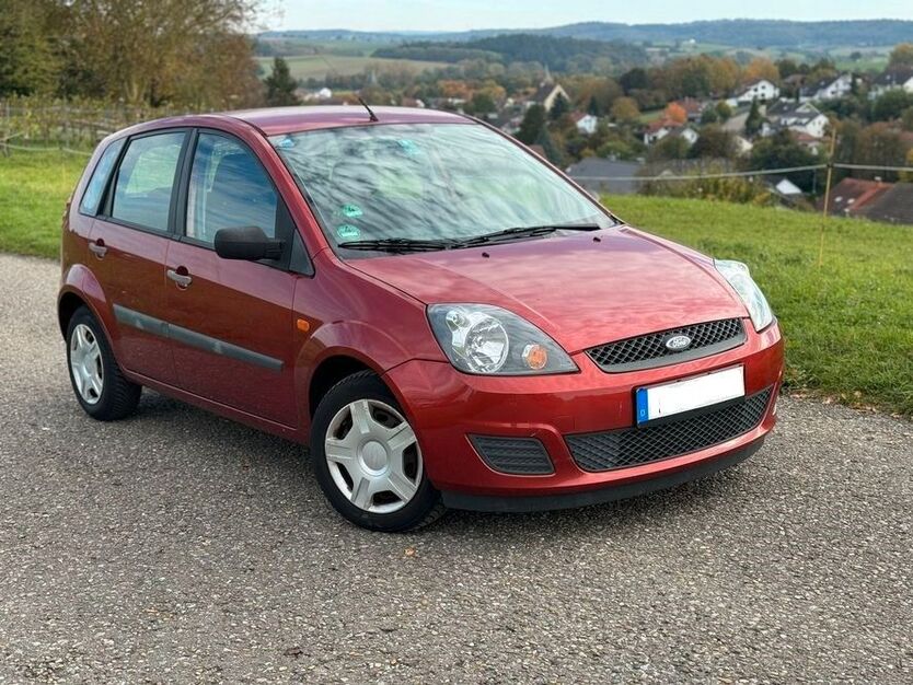 Ford Fiesta 184.000 km 799 € Bruchsal 76646