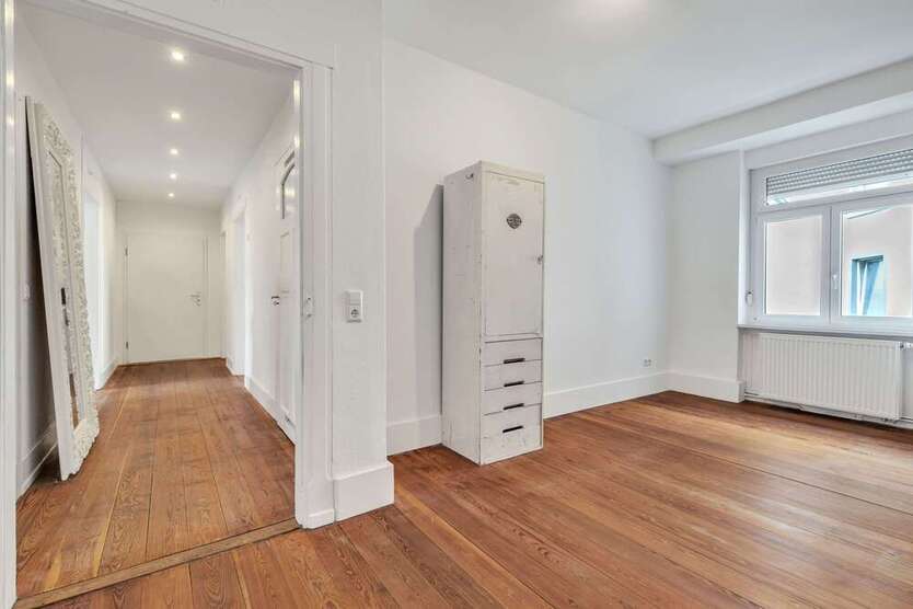 Wohnung zum Kaufen in Pforzheim 228.000 € 93 m²