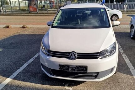 VW Touran 2.655.000 km 4.660 € Karlsruhe 76133