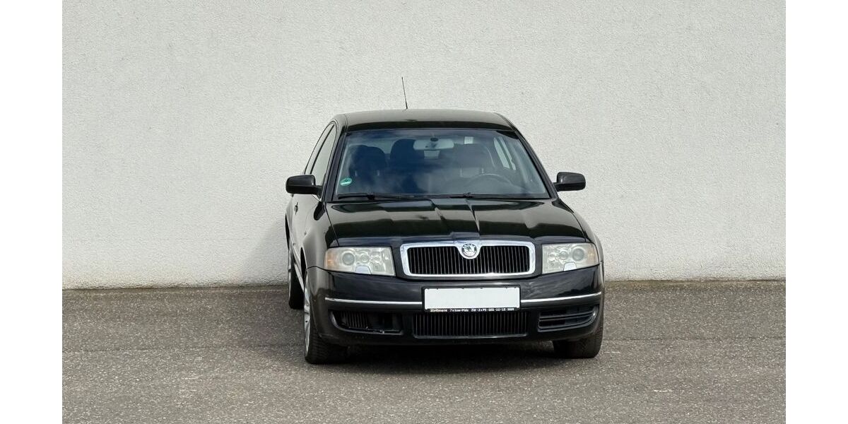 Skoda Superb 120.000 km 4.999 &euro; Kandel 76870
