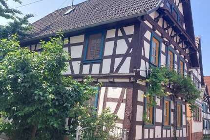 Haus Kandel - 4.5 Zimmer, 168 m&sup2;, 299.000&euro; | Angebot:25060529