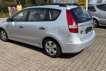 Hyundai i30 214.000 km 2.350 &euro; Herxheim 76863