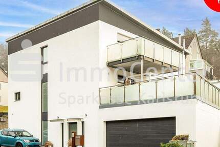 Haus Waldbronn / Busenbach Busenbach - 7 Zimmer, 226 m&sup2;, 989.000&euro; | Angebot:25815001